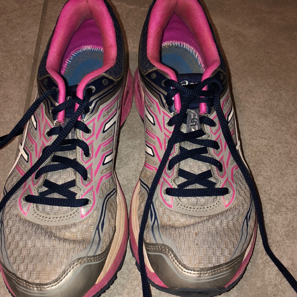 ASICS GT 2000